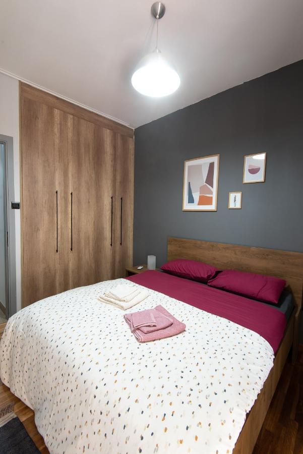 Apartamento Blue Tourmaline Downtown Flat Kalamata Exterior foto