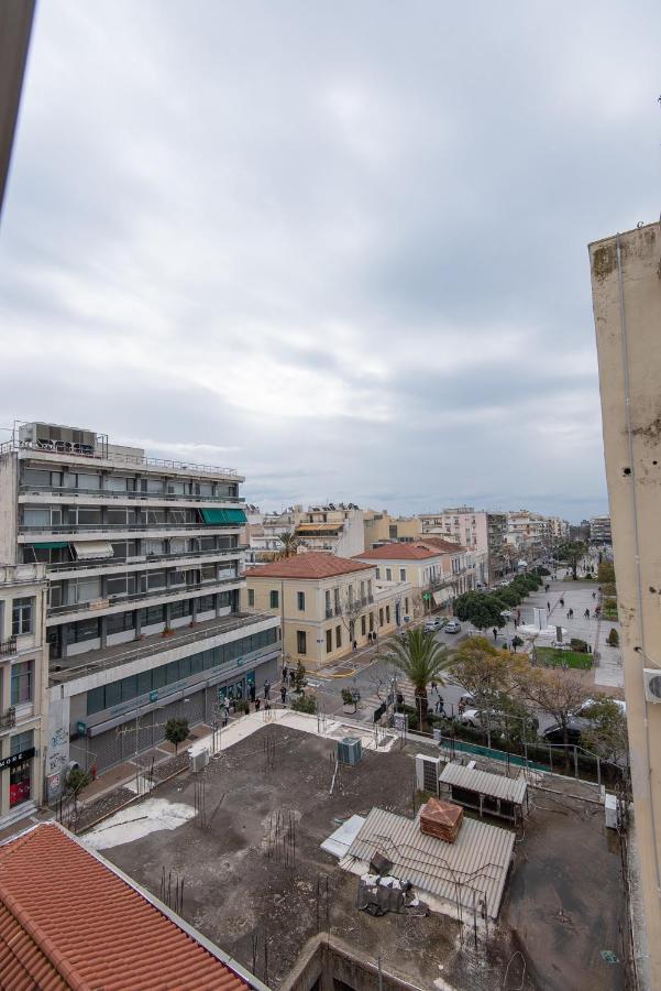 Apartamento Blue Tourmaline Downtown Flat Kalamata Exterior foto